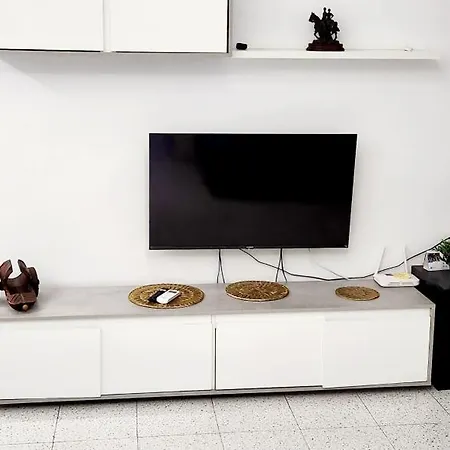 Golden Ambient Apartment