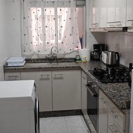 Golden Ambient Apartment *