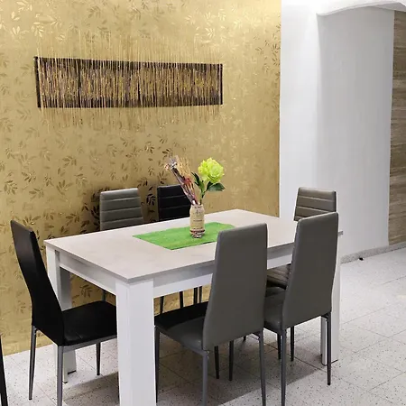 Apartment Golden Ambient *